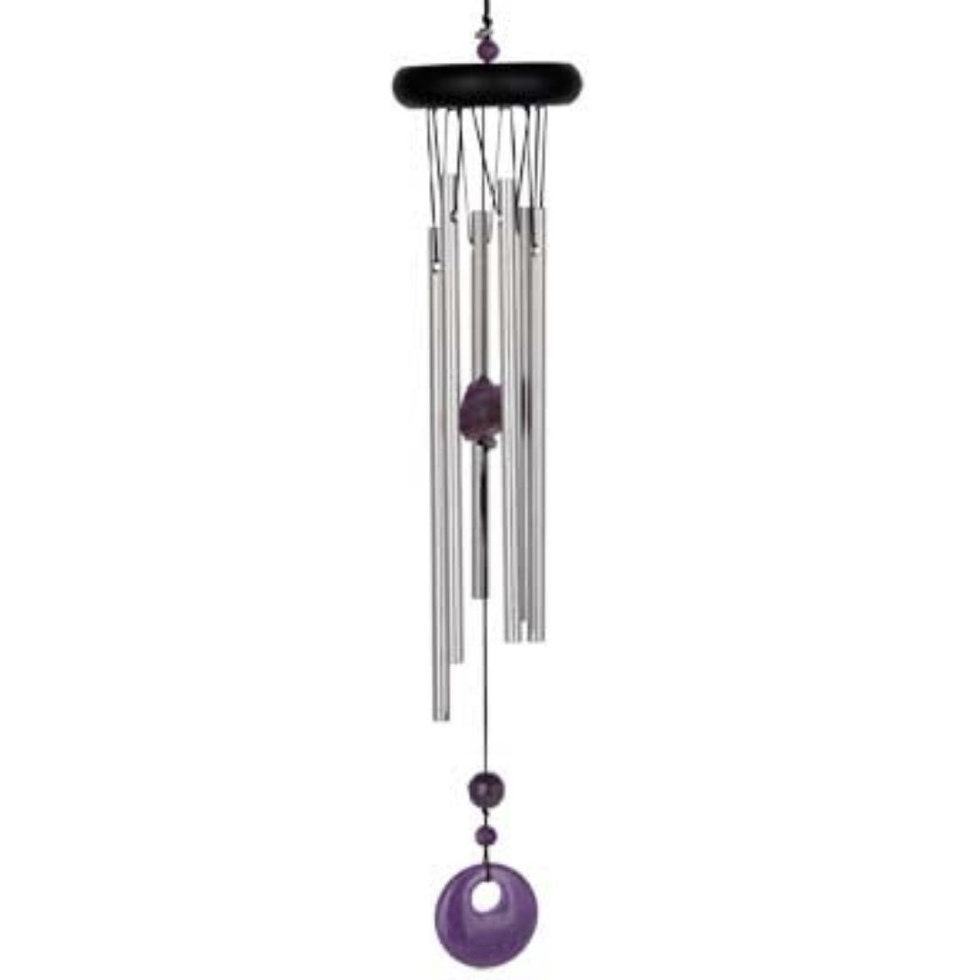 Symbolisiert Liebe, Mitgefühl. Der Amethyst repräsentiert das Kronenchakra. Diesem Chakra werden Spiritualität und Erleuchtung, sowie Gotterkenntnis/-vertrauen und Religiösität zugeordnet. Der Amethyst fördert den inneren Frieden und verleiht Stabilität, Kraft und Zufriedenheit. zum Teil echter Aventurin