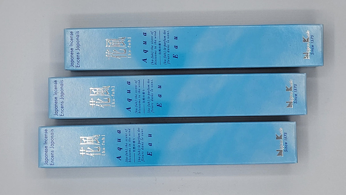 Ka Fuh Räucherstäbchen von Nippon Kodo – feine japanische Stäbchen in hellblauen Verpackungen | MAFUMO