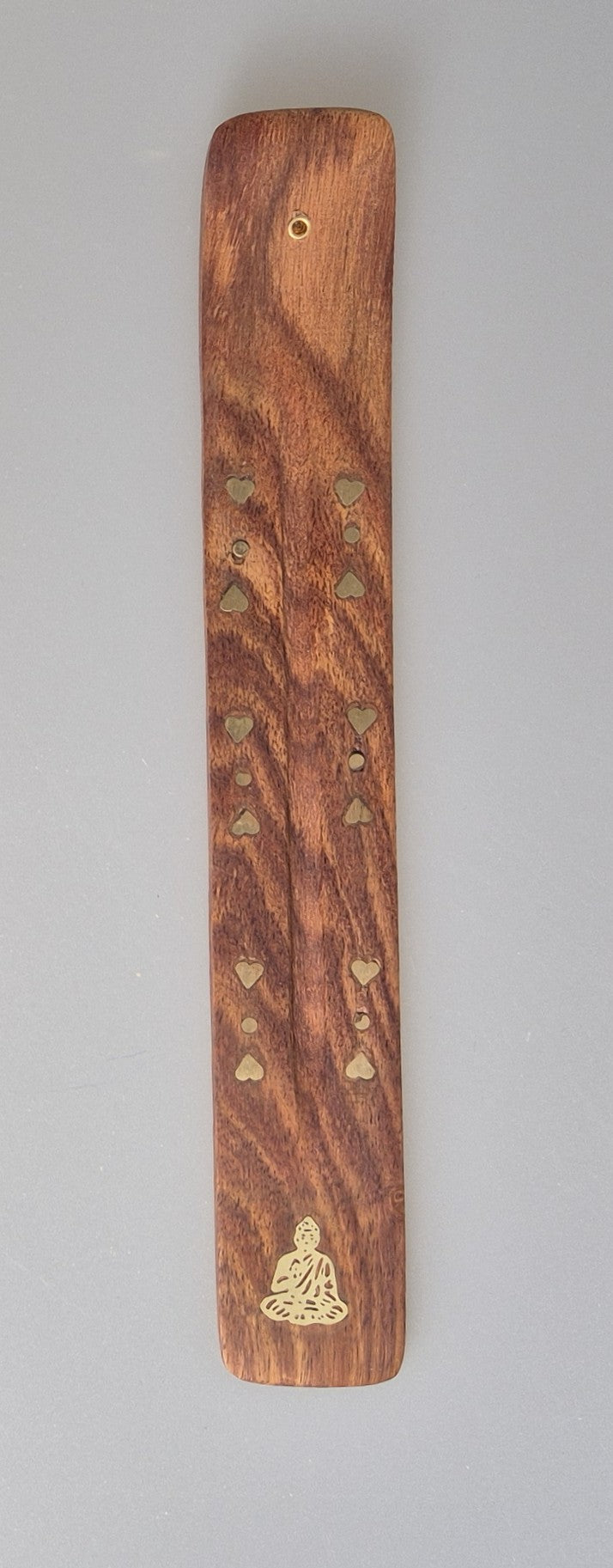 Räucherstäbchen aus Holz, verschiedene Designs für jeweils ein Stäbchen. Im Shop von Ma-Fumo zu bestellen