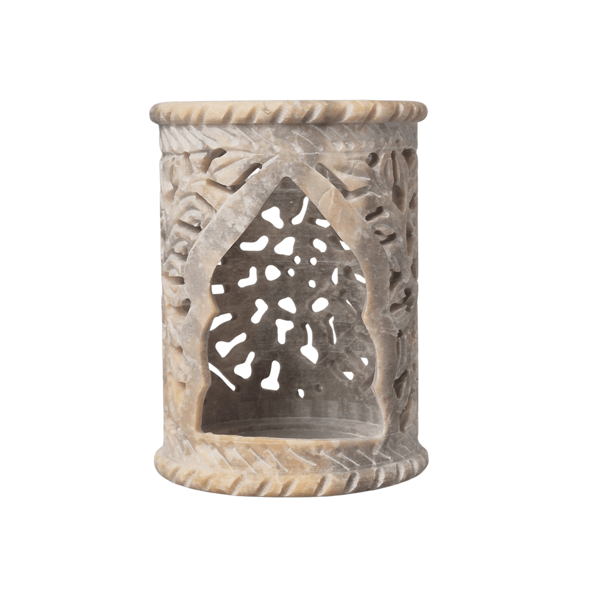 Fine carving Detail – filigrane Gravurarbeit am Speckstein-Räuchergefäß – MAFUMO Räuchermanufaktur